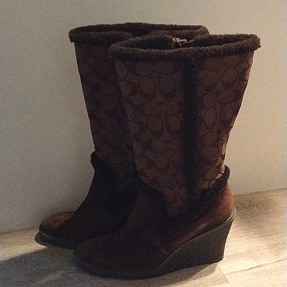 Coach boots NWOT